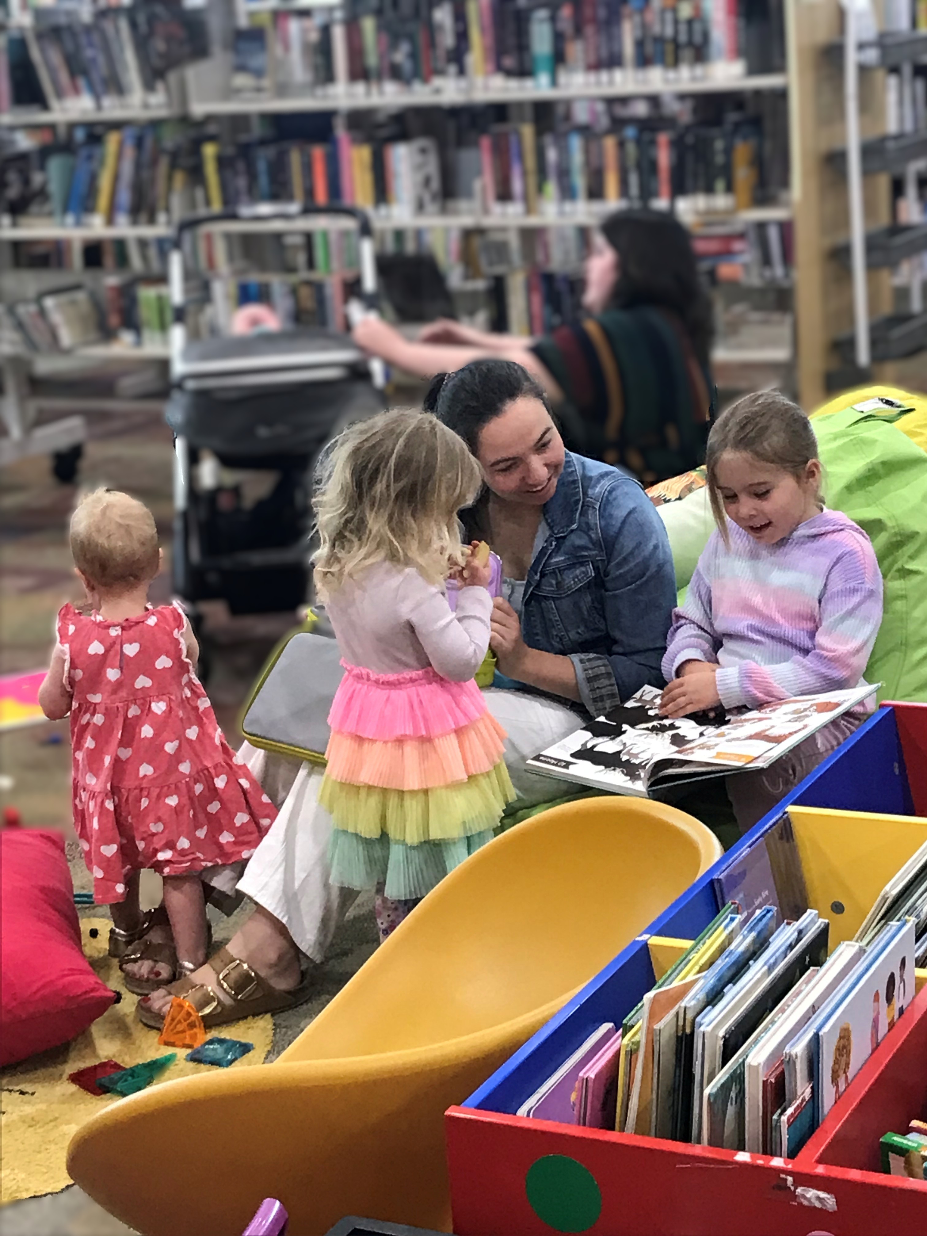 Roma Library F5F Aunty Lyn Story Time September 25 2025.jpg