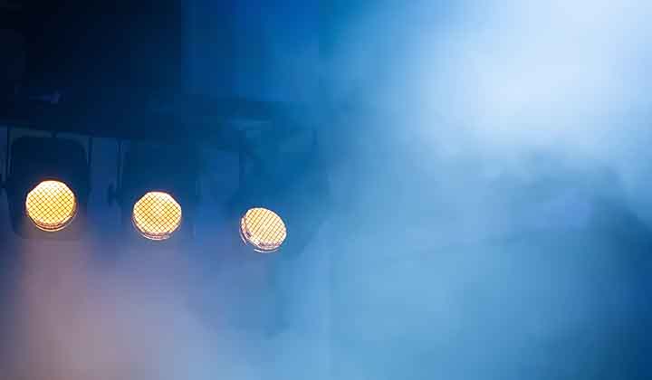 Don’t miss your chance to host Opera Queensland’s ‘Lady Sings The Maroons’